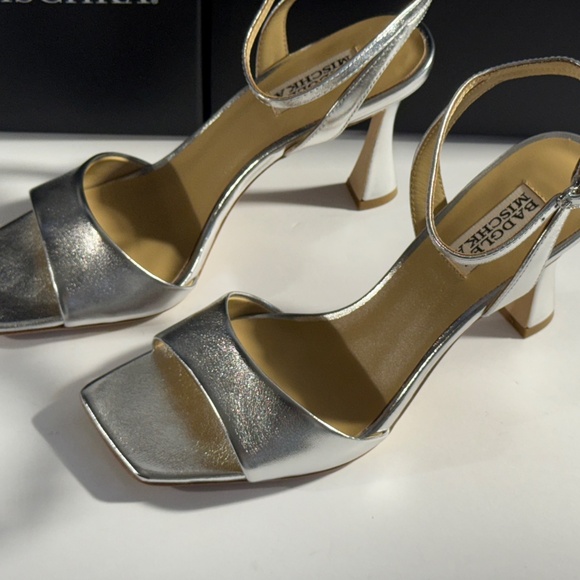 Badgley Mischka Women's Cady Sandals 8 Silver Leather Square Toe High Heel NEW - Picture 7 of 12